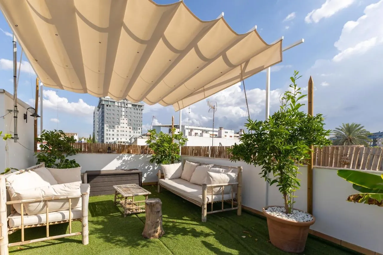 Tentudia Charming Apartments With Private Roof-Top Or Patio In San Bernardo By Ocityzen Sevilla