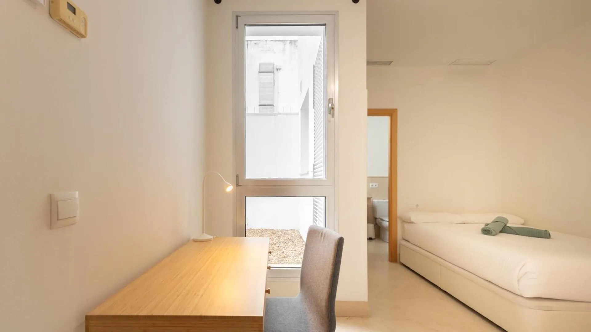 Tentudia Charming Apartments With Private Roof-Top Or Patio In San Bernardo By Ocityzen 0*, Seville Spain